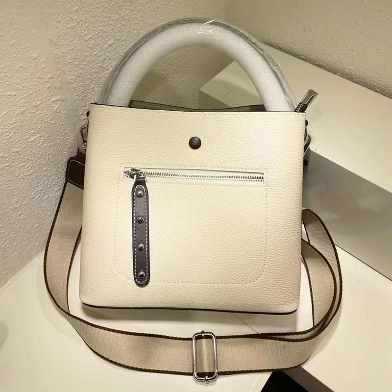 

Women s Genuine Leather Large Capacity Crossbody and Shoulder Bag, 2025 High-Quality Bucket Design 25x12x22 CM