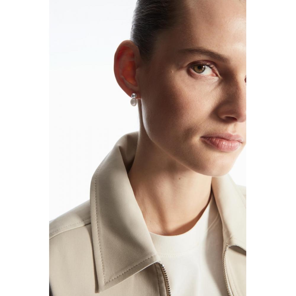 

COS Japan асимметричные серьги с жемчугом