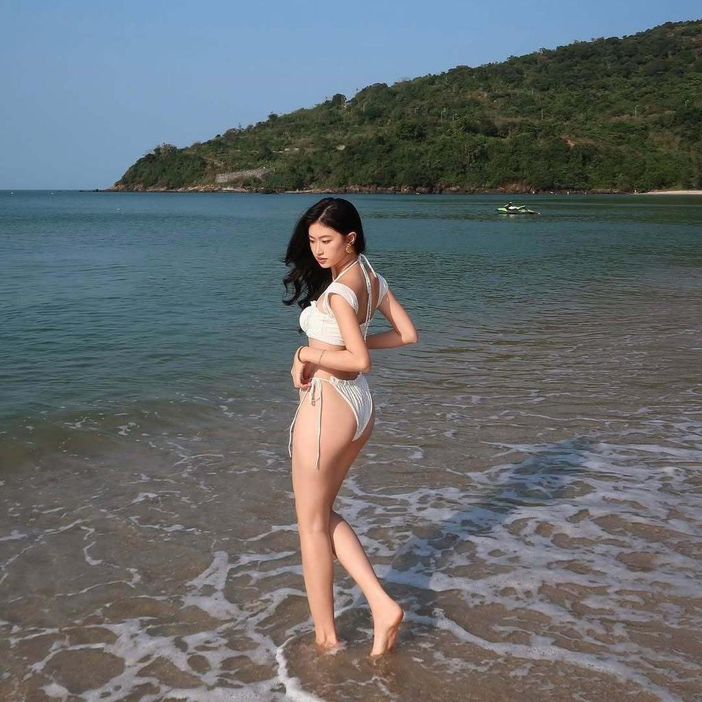 European & American Seaside Vacation Sexy Bikini Three-Piece Swimsuit Set - Pure Desire Style, High-End Hot Spring Swimwear