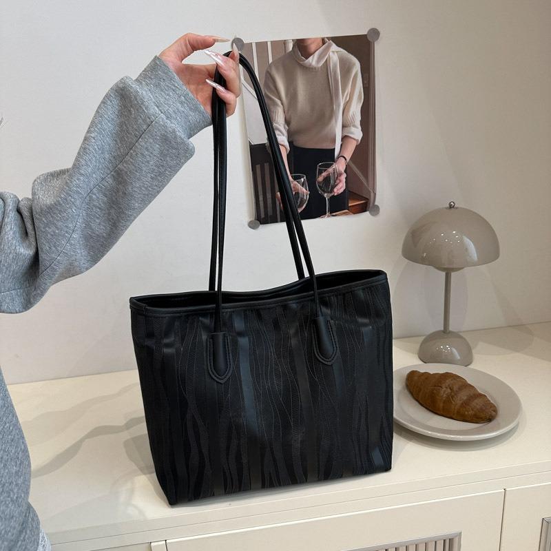 Casual Fashion Tote Bag Women's Summer New Underarm Shoulder Bag Fashion Handbag