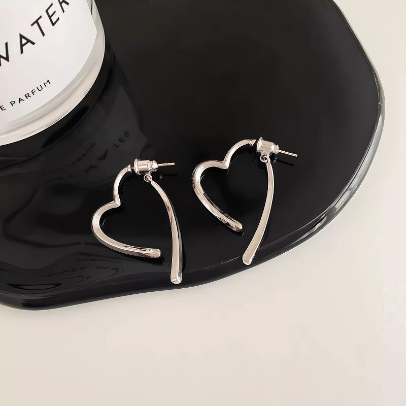 Love Heart Earrings, Elegant Earring Set, Unique Style Ear Studs, Cool Style Earring Set