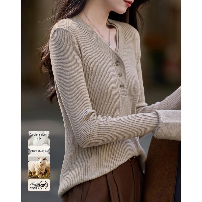 Demana Women's Silk Wool Blend Flared Sleeve Knit Top