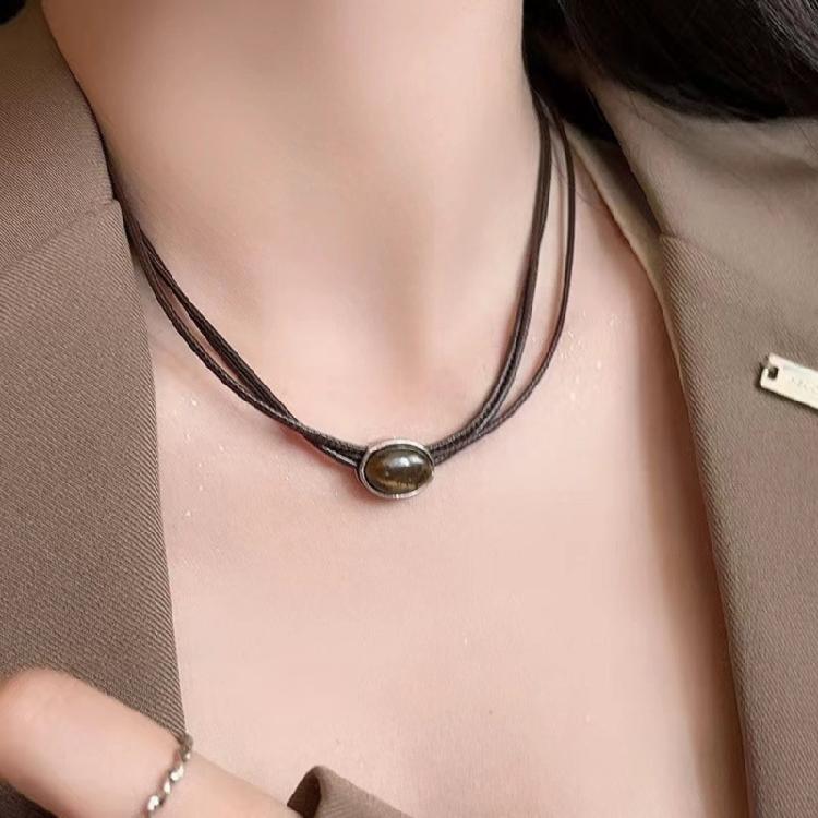 Women Adjustable Leather Necklace Highlighting Tigers Eye Stone Unique Fashion Accessory Suitable for Everyday Wear