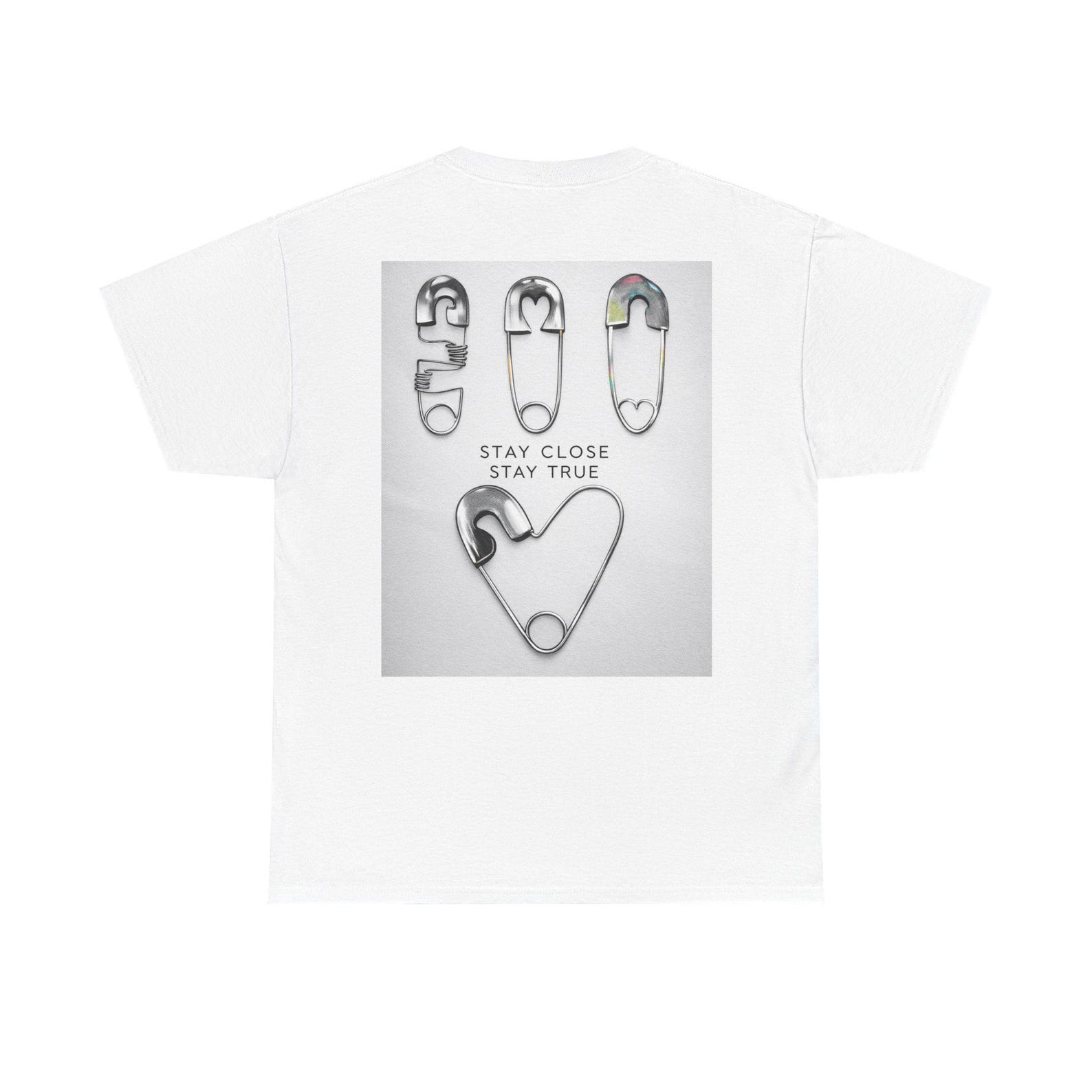 Stay Close Stay True safety pin heart Tee | punk grunge graphic shirt M