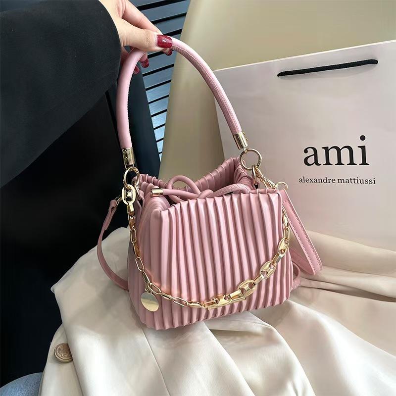 High Sense Niche Bucket Women'S Bag Wrinkled Foreign Style Messenger Bag Hand Carry Women'S Bag