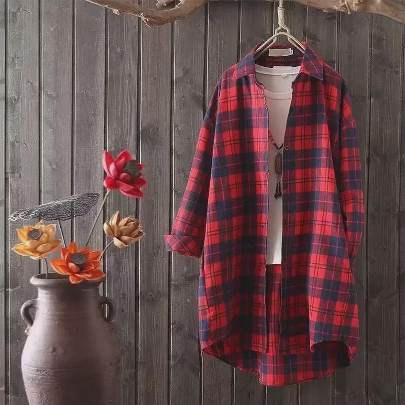 Women's Loose Fit Long Sleeve Plaid Shirt - Sun Protection, Mid-Length, Plus Size, Black/White, Spring/Autumn Design