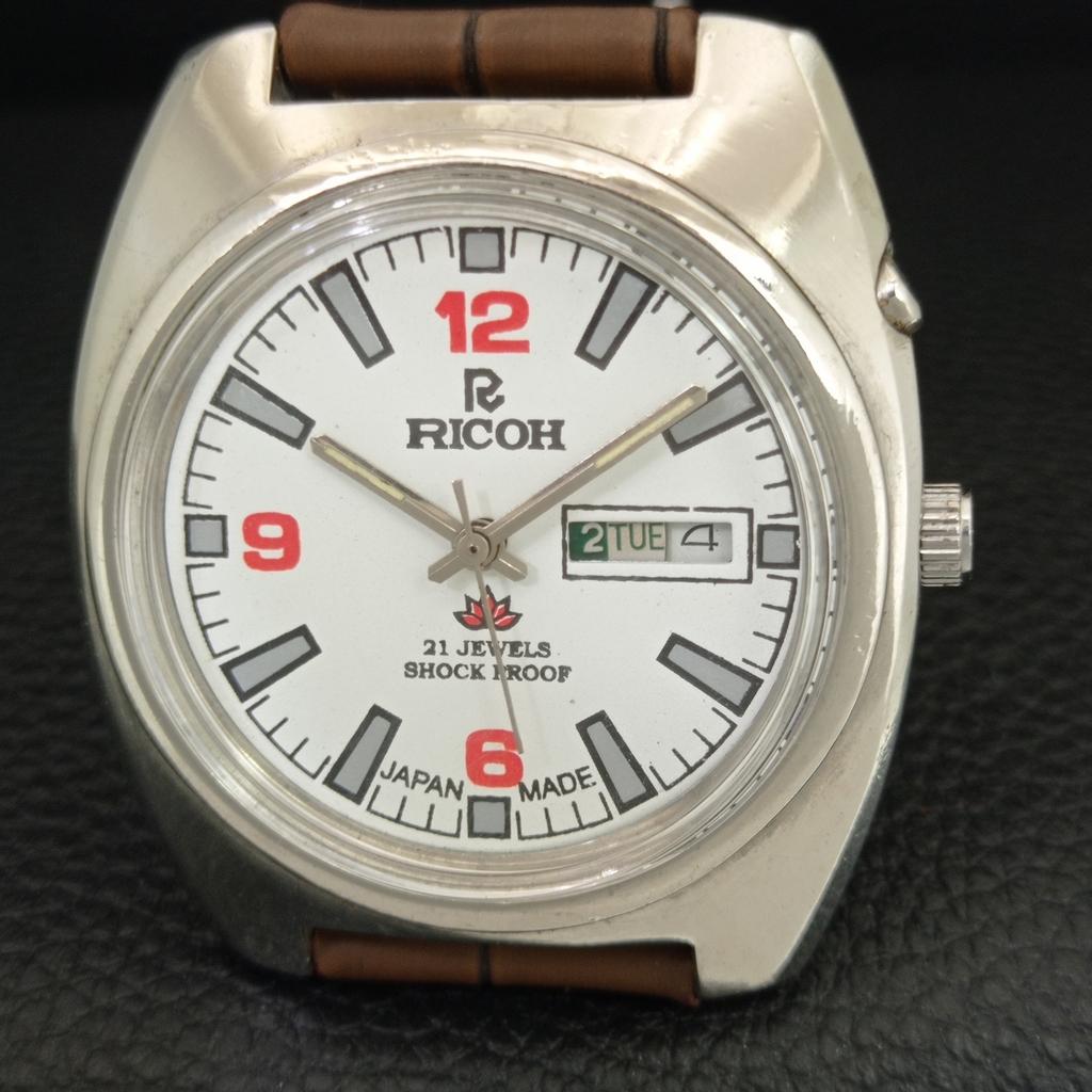 VINTAGE RICOH R31 AUTOMATIC JAPAN MENS WHITE COLOR DIAL WATCH A707633-1