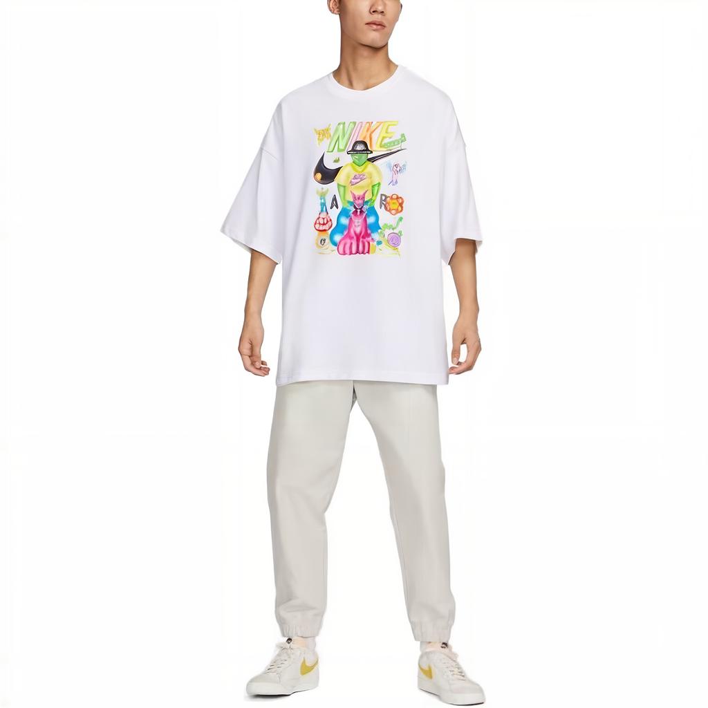 Nike T-shirt męski z krótkim rękawem, luźny, oddychający, z okrągłym dekoltem, z nadrukiem graffiti z postaci z kreskówki, biały FD1354-100