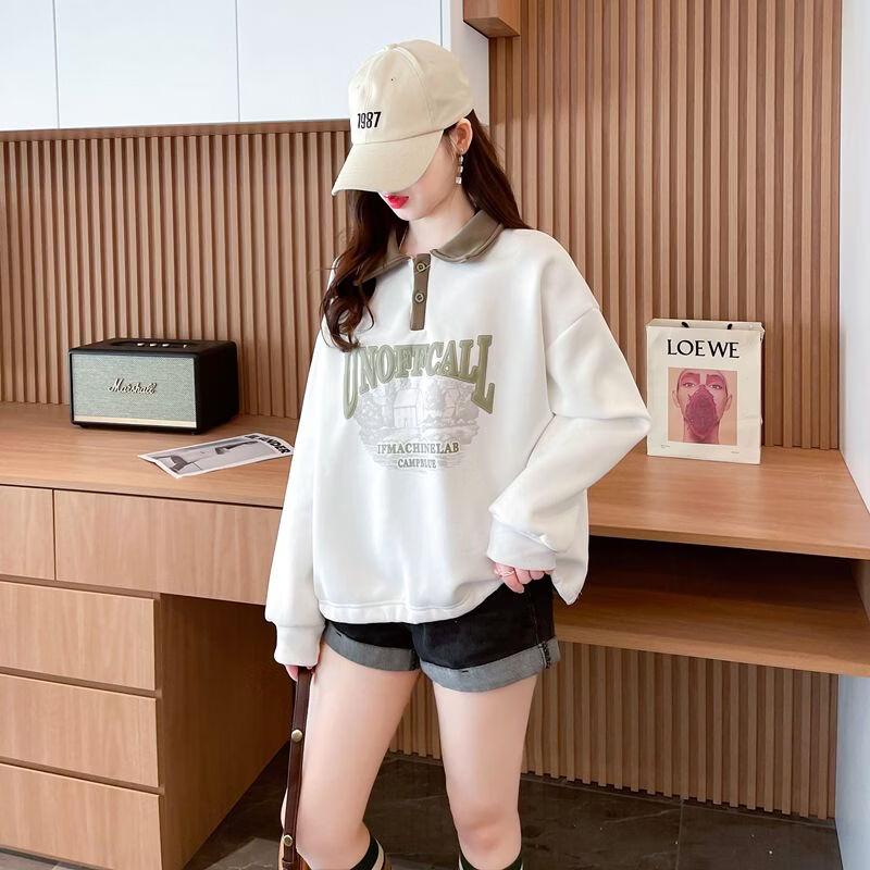 La Chapelle Retro Letter Polo Sweatshirt