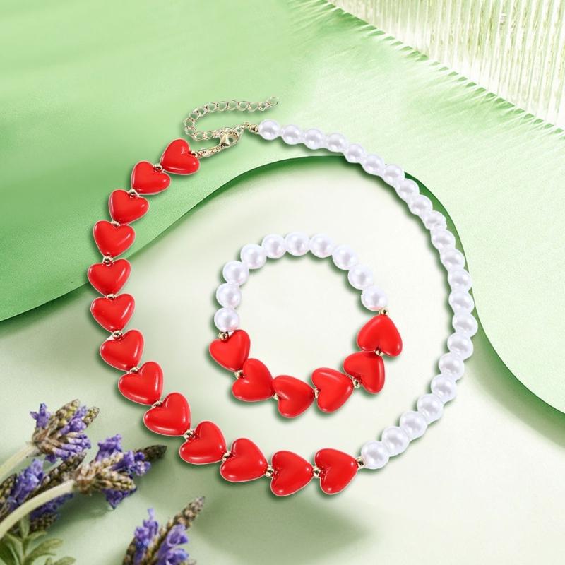Elegant Heart Shaped Resin and Imitation Pearls Beaded Necklace Fashion Accessory for Women’s Romance Daily Wear