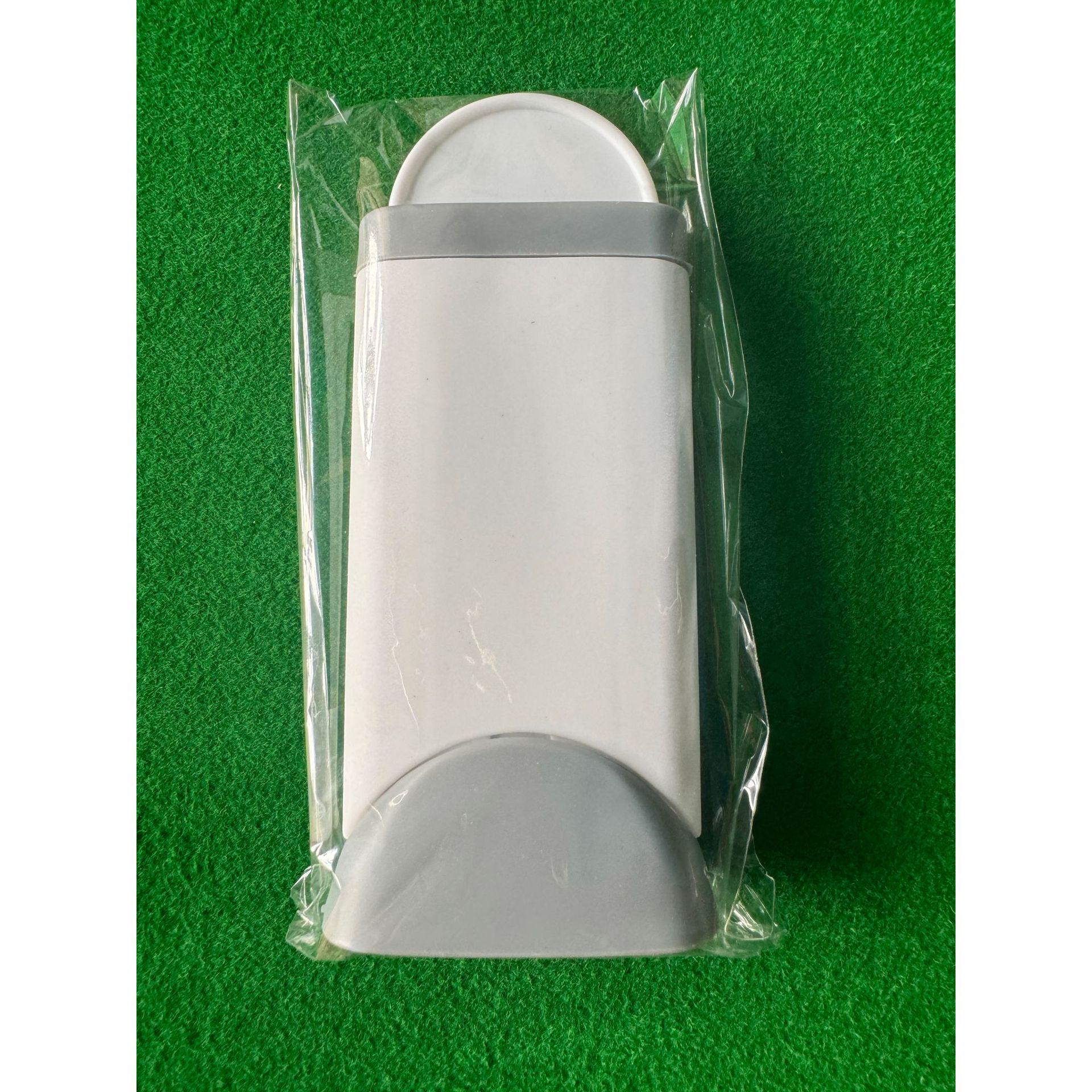 

Retractable Lint & Hair Remover with Storage Box - Static Brush for Pets & Household Use