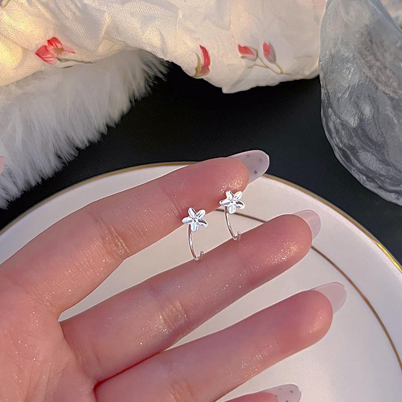 S925 Silver Stud Earrings Women's Ear Hole Earrings Niche Design Earbone Studs High-end Earrings