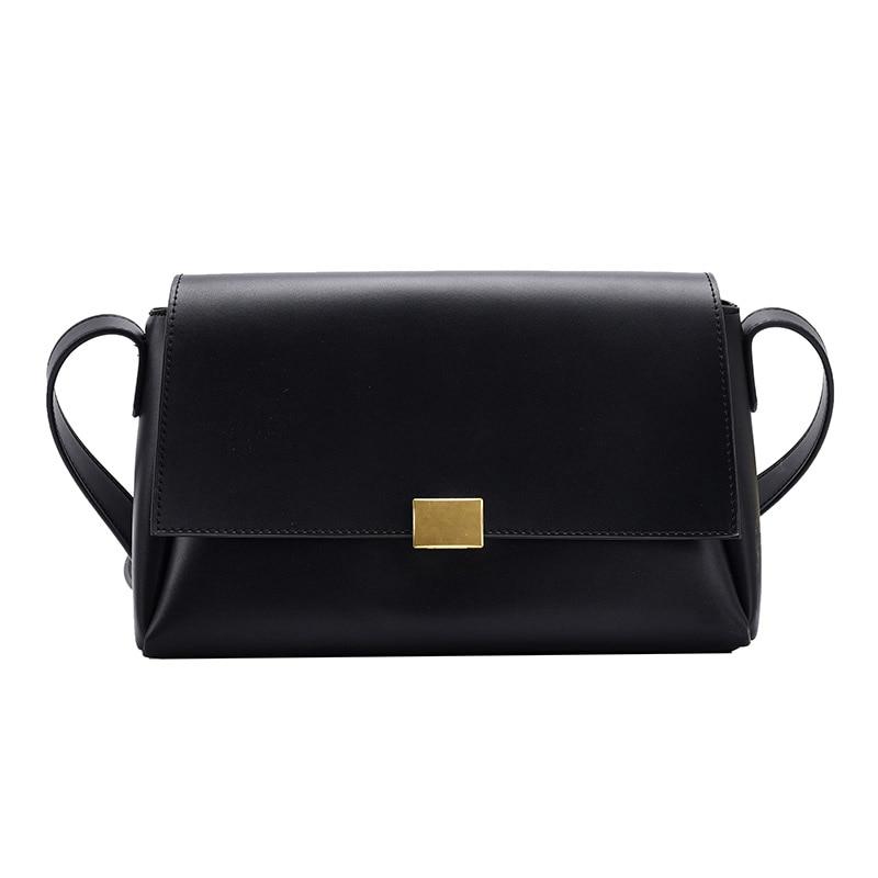 the trend black leather purse