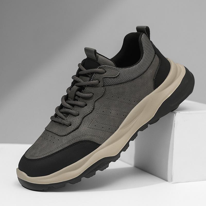 Men's shoes 2025 autumn new men's lightweight platform casual board shoes non-slip fashion leather shoes trend