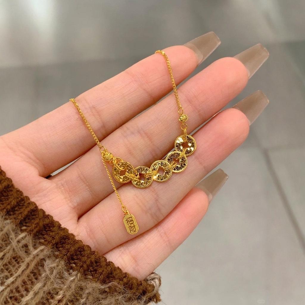 New Broken Ice Five Emperor Coin Wealth Attraction Necklace for Women, Sparkling Exquisite and Versatile New Year's Clavicle Chain