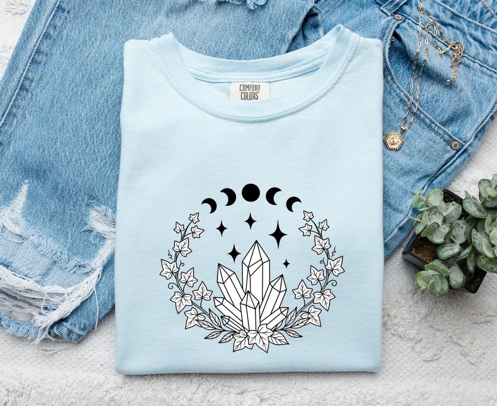 Gemstone Cluster Shirt Boho Chic Mystic Gift Women Hand Drawn Tee Crystal Cluster T-Shirt Bohemian Fan Illustrated Tshirt Occult Graphic 3XL
