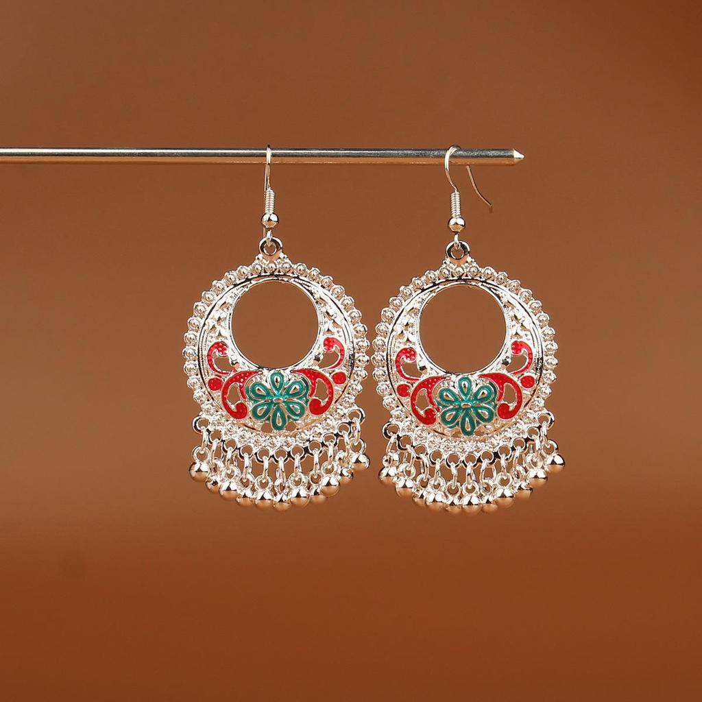 Retro Miao Silver Tassel Earrings: Ethnic Yunnan Long Dangle Women's Jewelry