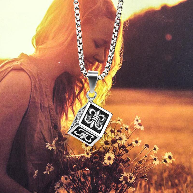 New European and American Retro Punk Rock Gothic Trendy Men's Cro Boy Flower Titanium Steel Necklace Pendant