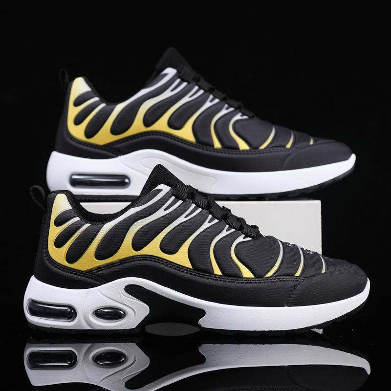 Spring New Mesh Shoes Fly-woven Breathable Sports and Leisure Shoes Large Size Shoes