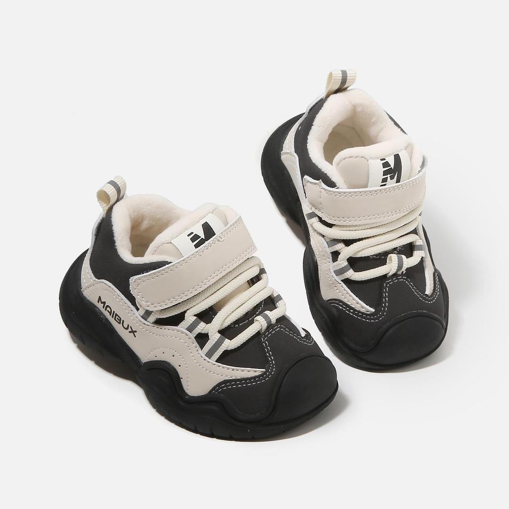 Buty sportowe dla malucha: Nowe jesienno-zimowe trampki z aksamitnym podszyciem dla niemowląt, dziewczynek i chłopców.