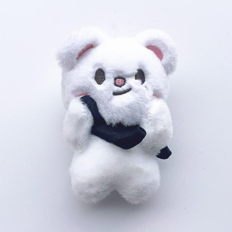 Stray Kids Children'S Plush Keychain Magnetic Suction Face Holding Pilot Doll Shawl Scarf Pendant Children'S Toy Gift