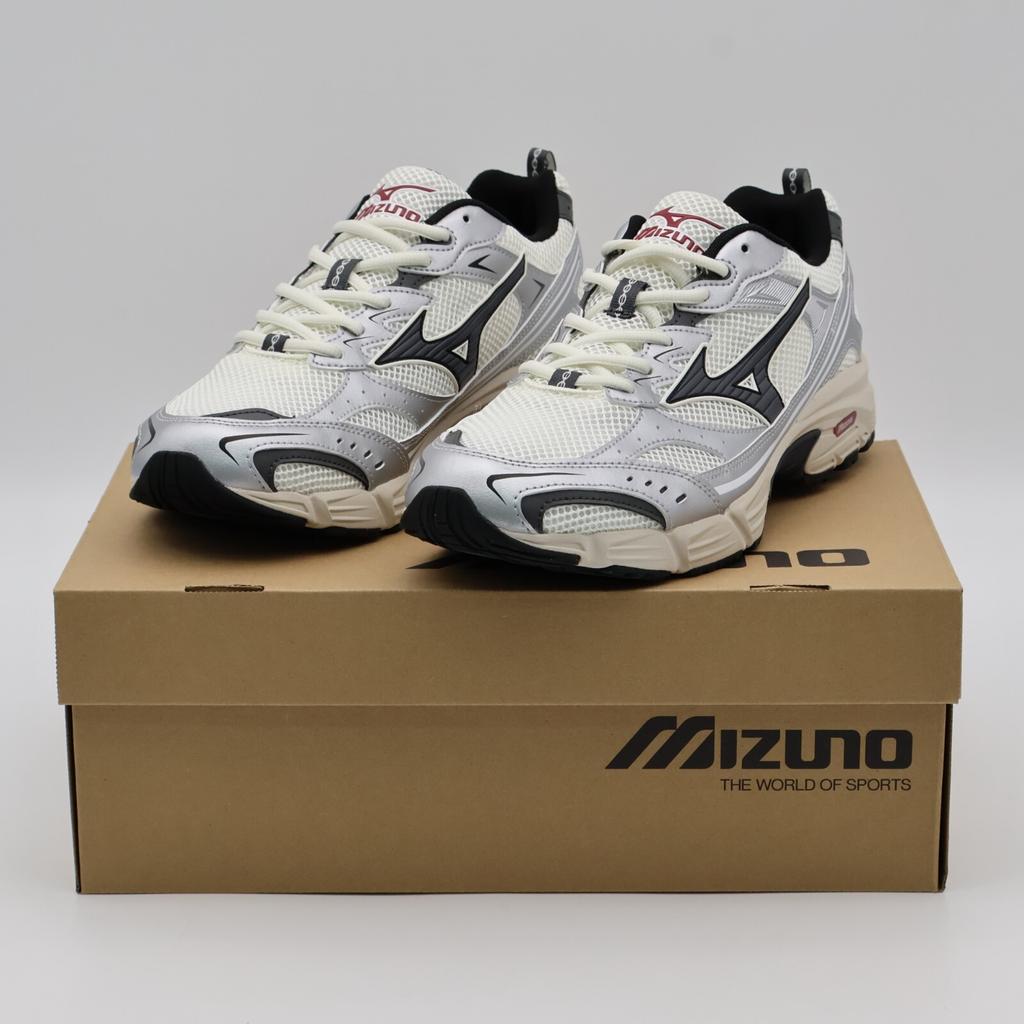 D1GA245101 Mizuno MXR OG White Black Silver (Men's)