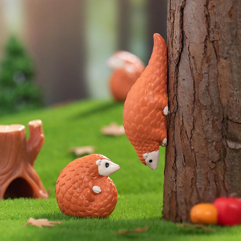 Micro Landscape Cartoon Cute Pangolin Forest Animal Resin Ornament Diy Decorative Accessories Desktop Ornament