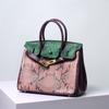 Nuova borsa in pelle platino a contrasto grande capacità borsa a mano in pelle di mucca alla moda e di atmosfera semplice borsa a spalla da donna