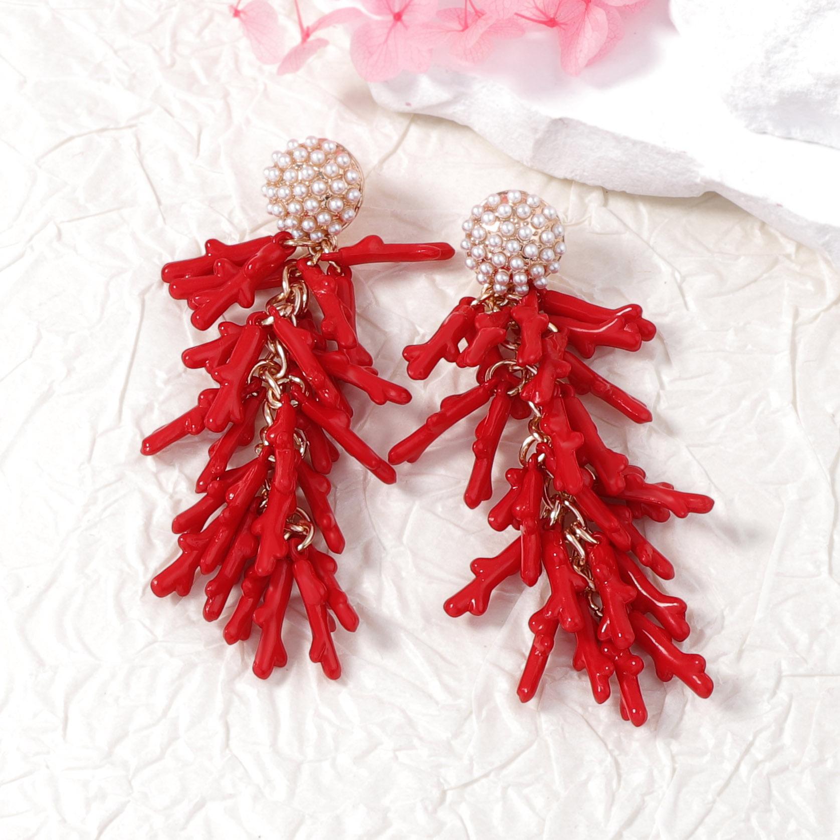 

Модные серьги-подвески для женщин красный