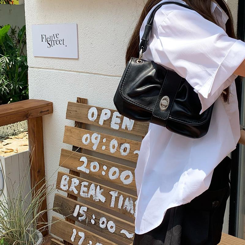 Korean Ins Niche Super Hot Handheld Underarm Bag Women's New Retro Versatile One-Shoulder Slant Cloud Bag