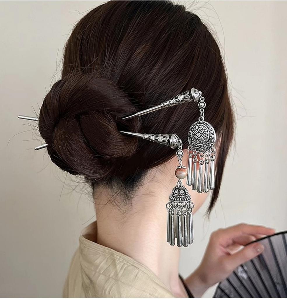 Elegant Women's Hairpin Antique Silver Butterfly Tassel Hair Stick Vintage Chinese Style Metal Jewelry Hair Accessories Hairpins