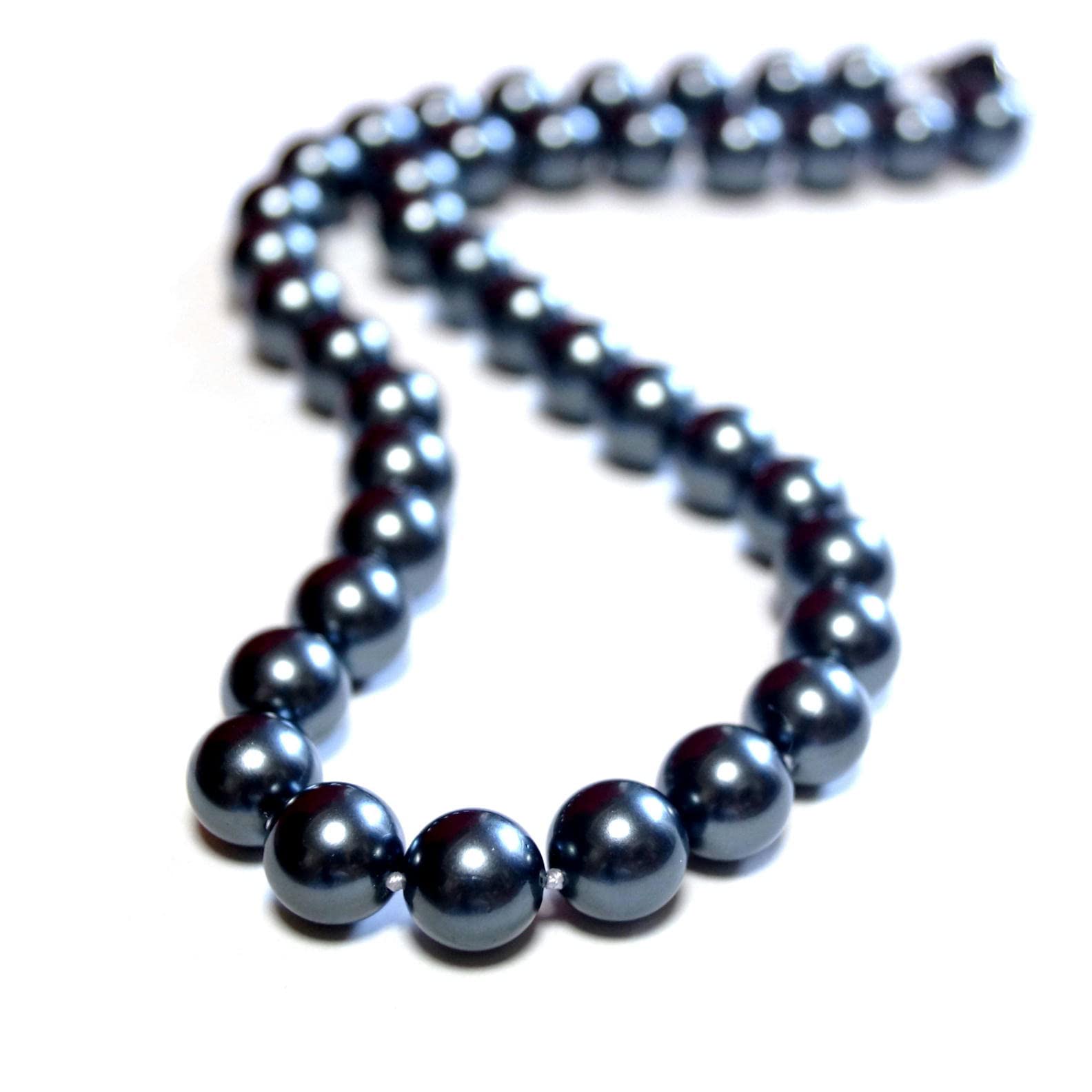 

C-Girls Pearl Shop - Accessory Specialty Store. Formal occasions, weddings, and graduations. Classic 10mm pearl necklaces, 45cm length, black. Gift