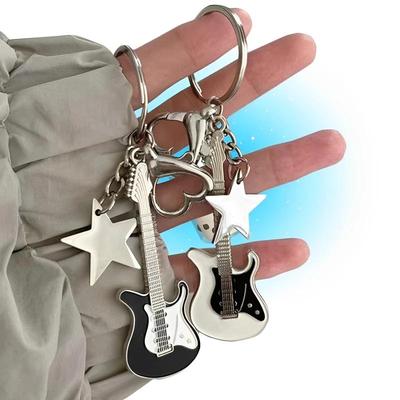 1PC Y2k Guitar Love Heart Star Key Chain for Women Sweet Cool Trend Fashion Pendant Vintage Aesthetic Accessories Gift New