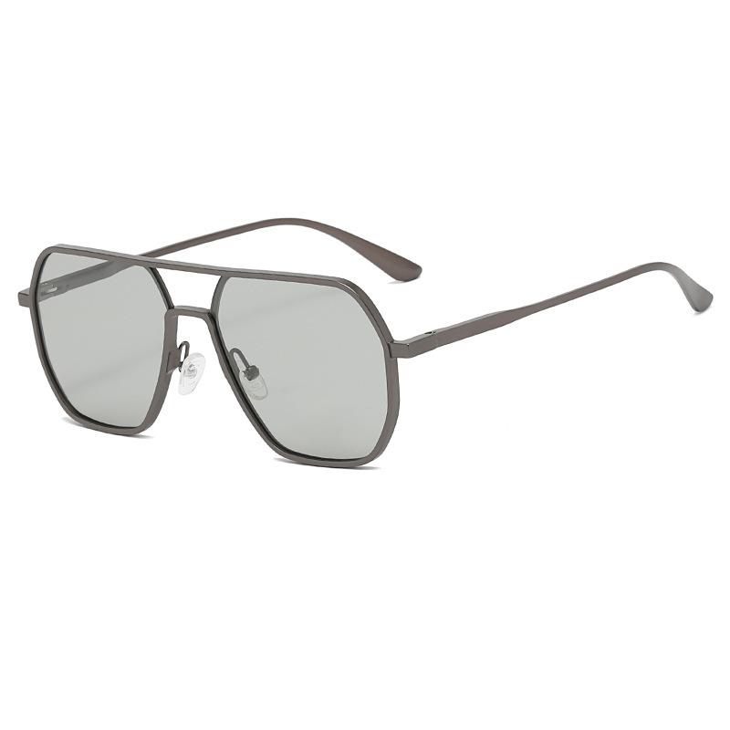 The Same Polarized Sunglasses Bring Aluminum And Magnesium Popular Fashion Sunglasses Men'S Driving Glasses Color-Changing Night Vision