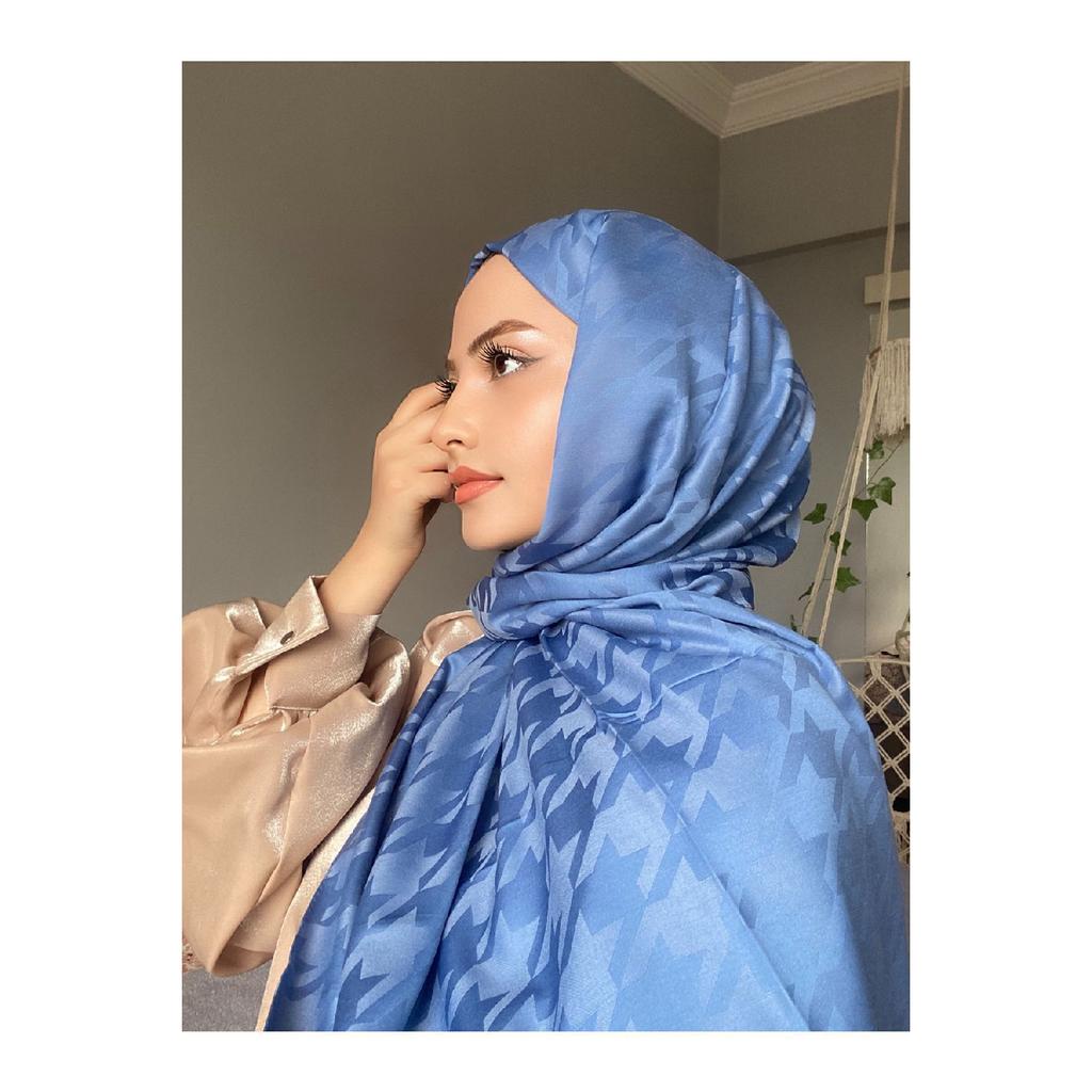 Houndsfoot Patterned Silky Jacquard Shawl