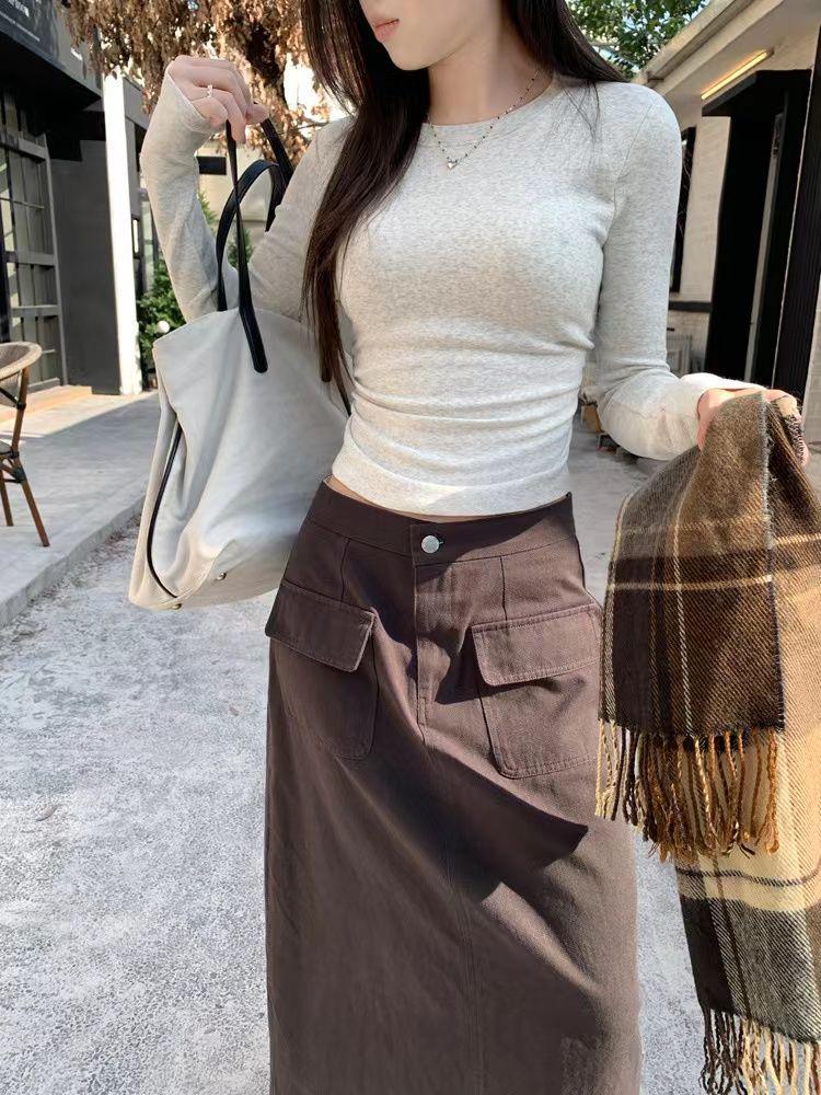 Women's Slim Fit Autumn Chic Long Sleeve Top - Solid Color & Fashionable Petite Innerwear