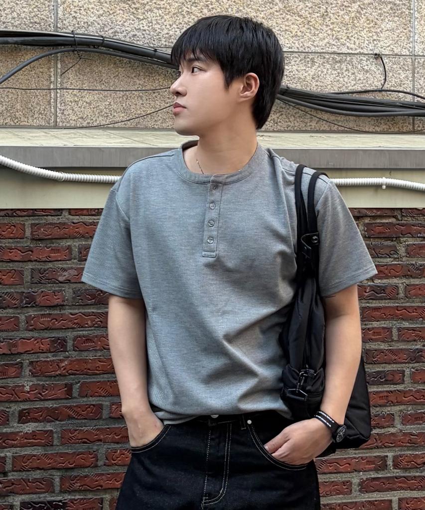BLOND9 Henley Neck Oversized Short Sleeve T-Shirt_Gray
