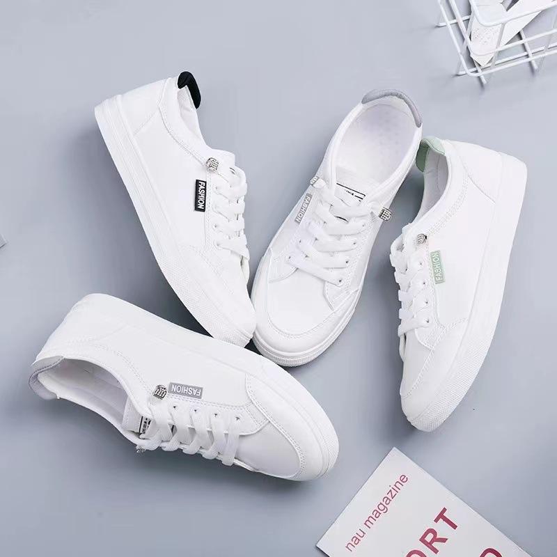 Shoes Women's 2025 New Spring and Summer Student Flat-bottomed Versatile Popular Board Shoes Spring and Summer Ins Trendy Shoes Sports Little White