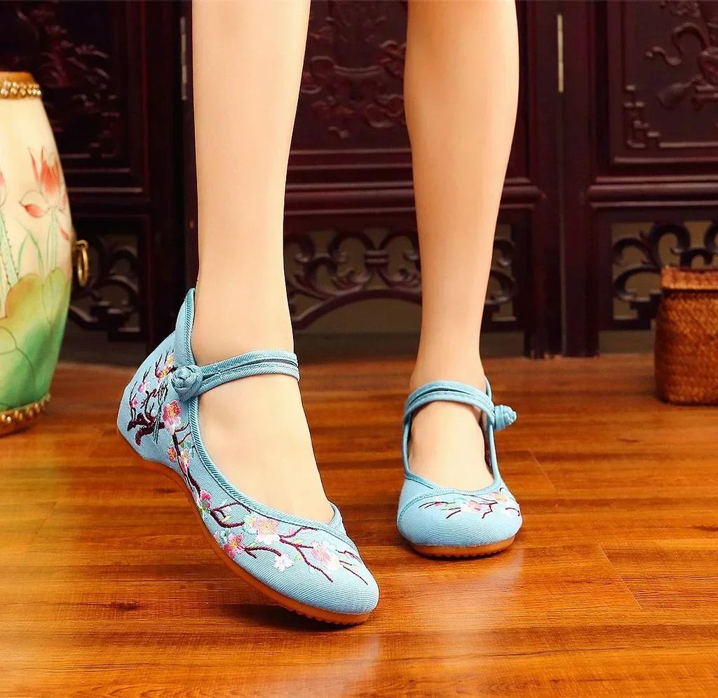 Mode Vintage Femme Chaussures en Tissu Élégant Style Ethnique Décontracté Broderie Streetwear Style Chinois Chaussures Femme Été