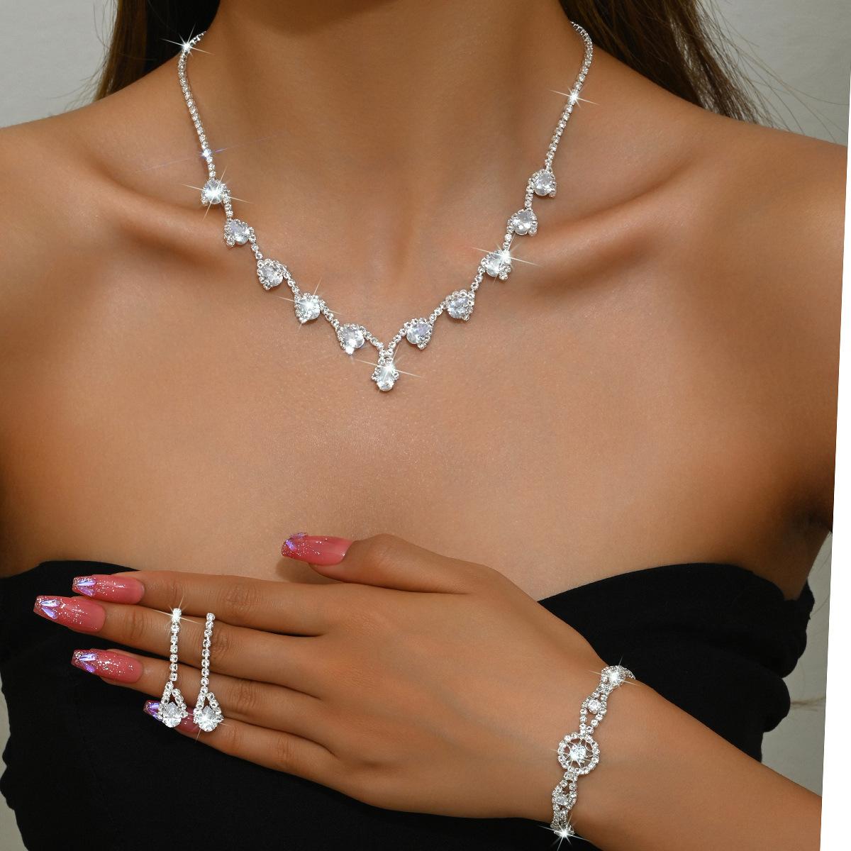 

BLINGBAY женский комплект ювелирных изделий, милые романтические свадебные аксессуары, стразы, элегантный браслет, ожерелье, серьги, комплект женских современных ювелирных изделий, подарок