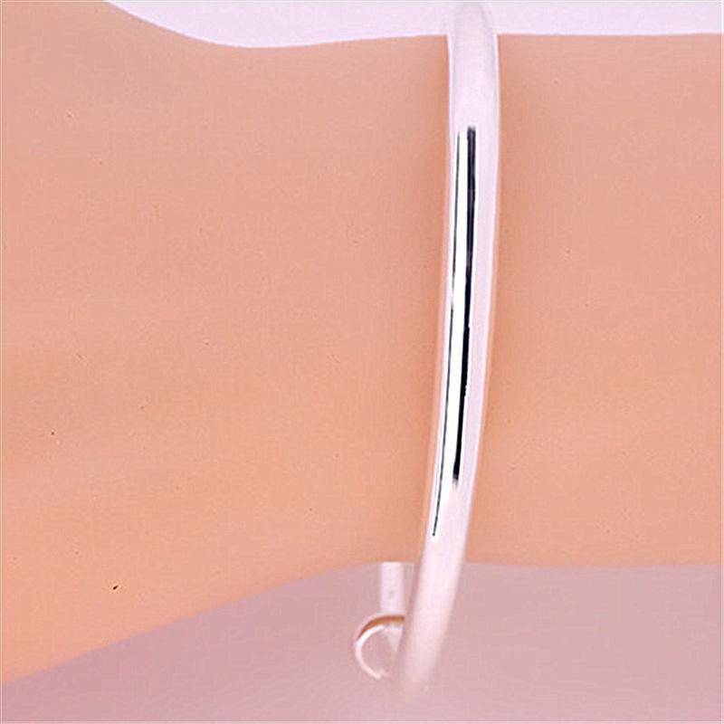 Bad Belly Light Body Light Faces Bracelet Versatile Simplicity Push -Pull Silver Bracelet Women 'S Models 