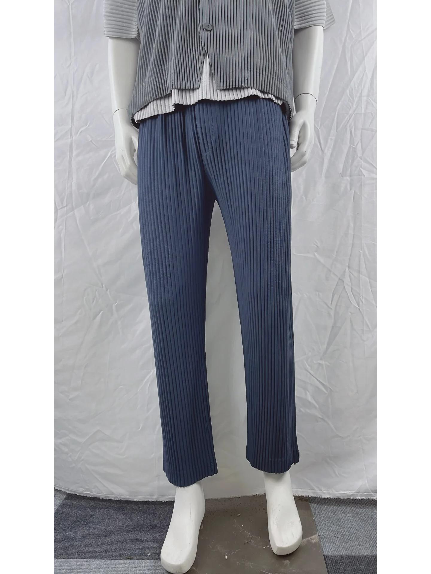 

Мужские летние брюки-каррот Miyake свободного кроя с завышенной талией и эластичным поясом в японском стиле - JF149. XXL (182-188 CM, 89-120 kg)