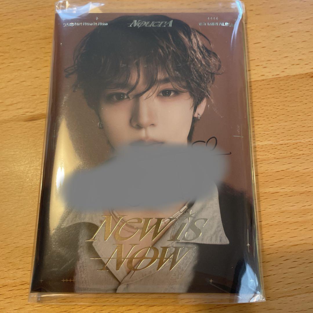 

[USED] NouerA Hyunjun autographed album