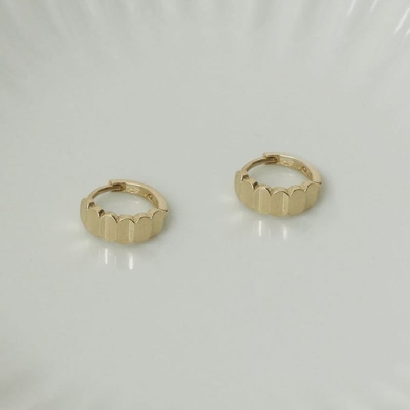 youngglow 14k fence cutting one touch earring