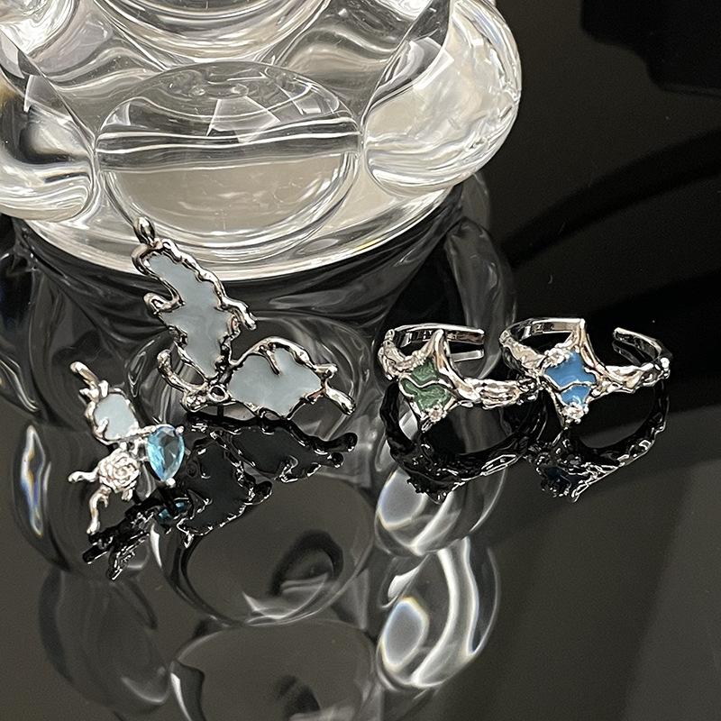 Niche Design Cold Wind High Sense French Star Irregular Opening Ring Personality Texture Women