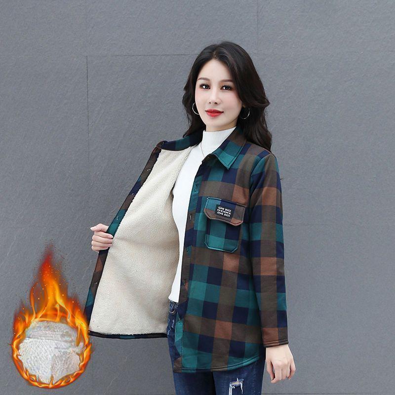 Women's Autumn Velvet Long Sleeved Warm Shirt, Middle-aged Mother's Plus Size Casual Plaid Jacket