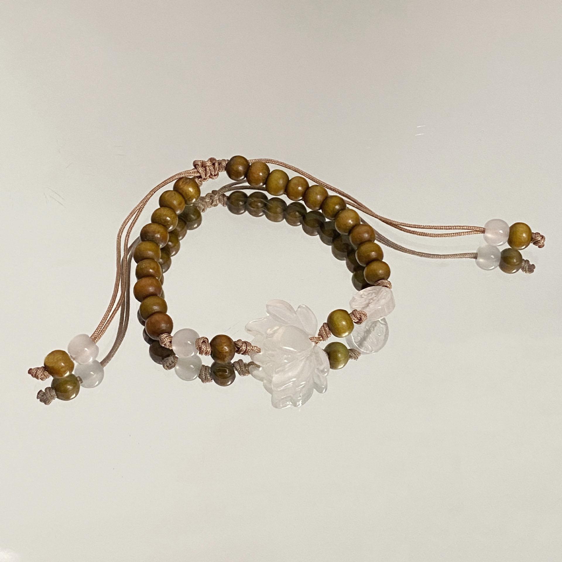 

Браслет из бусин в стиле ретро «Лотос» можно растянуть, чтобы приспособить женские модные браслеты к украшениям, которые можно носить на ежедневных праздниках.