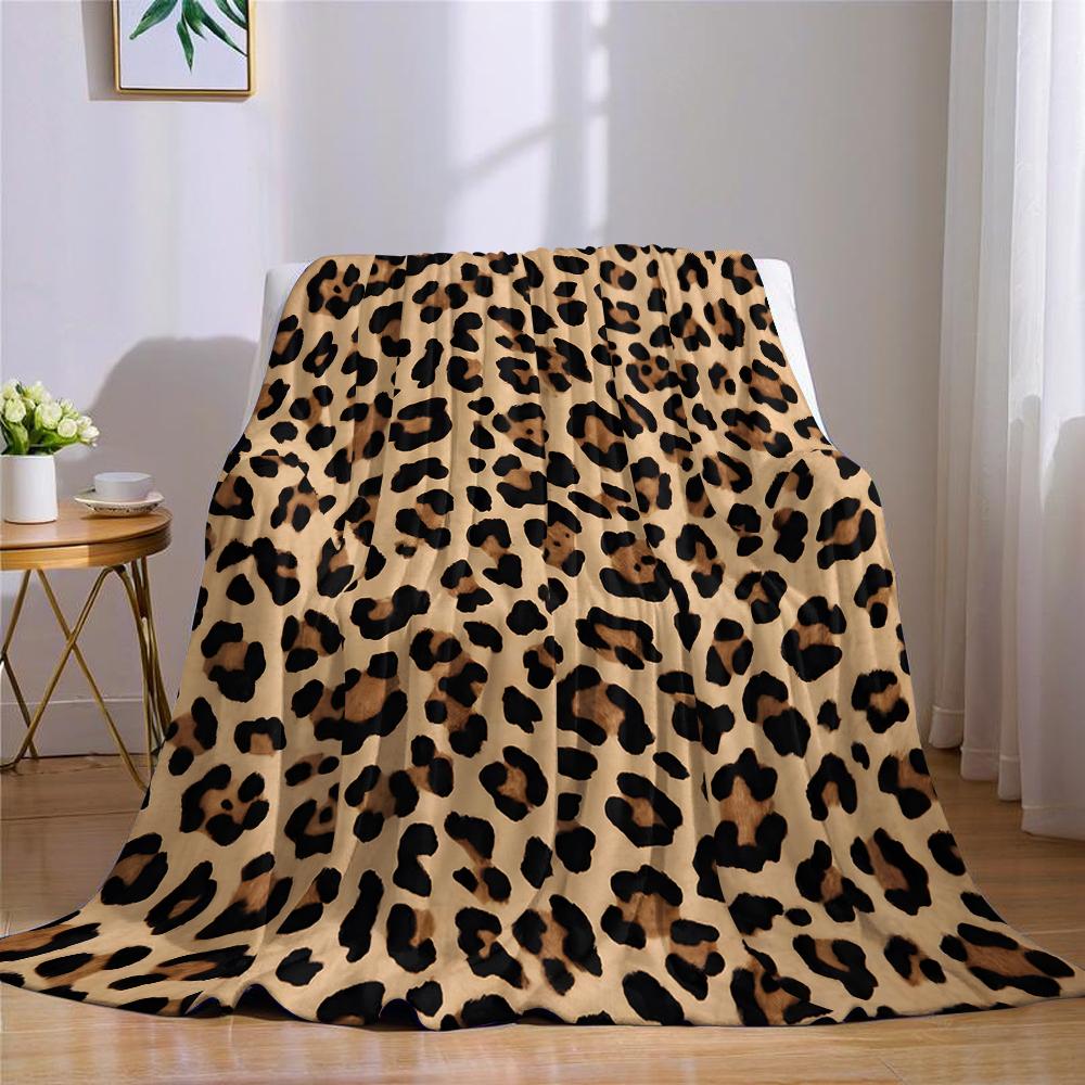 Classic Leopard Flannel Blanket Warm Soft Halloween Christmas Couch Warm Cozy Decorative Decor Gift for All Season
