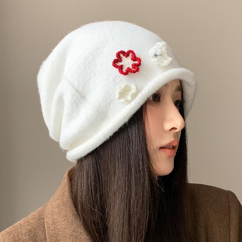 Korean Version of Autumn and Winter New Curly Edged Pullover Hat for Women Versatile Bag Head Hat Showing Face Small Knitted Hat Flower Cute Cold Hat