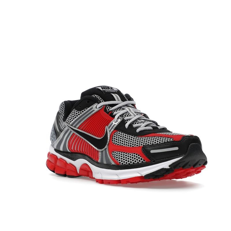 Nike Air Zoom Vomero 5 Metallic Silver University Red Herresneakers Grå Svart Hvit HV0926-095